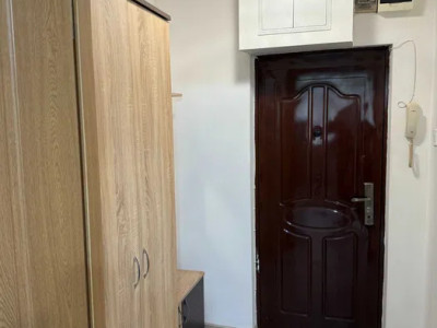APARTAMENT 1 CAMERA, ETAJ INTERMEDIAR,TATARASI,ZONA LINISTITA