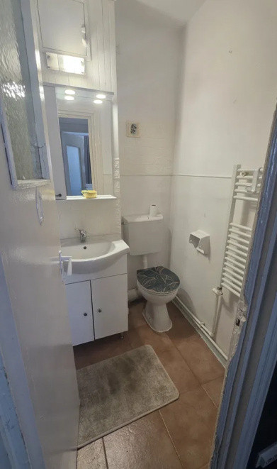 Apartament 2 camere decomandat –zona Hala Centrala Iasi