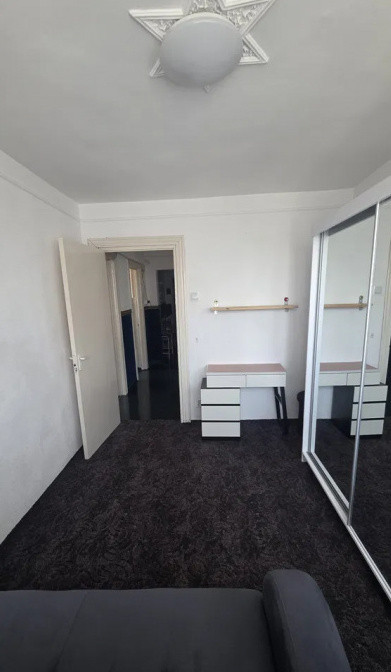 Apartament 2 camere decomandat –zona Hala Centrala Iasi