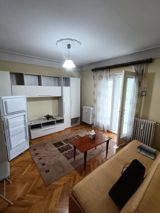 Apartament 2 camere– Ultracentral, langa Mama Mia, etaj intermediar