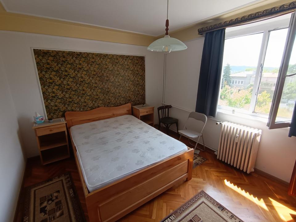 Apartament 2 camere– Ultracentral, langa Mama Mia, etaj intermediar