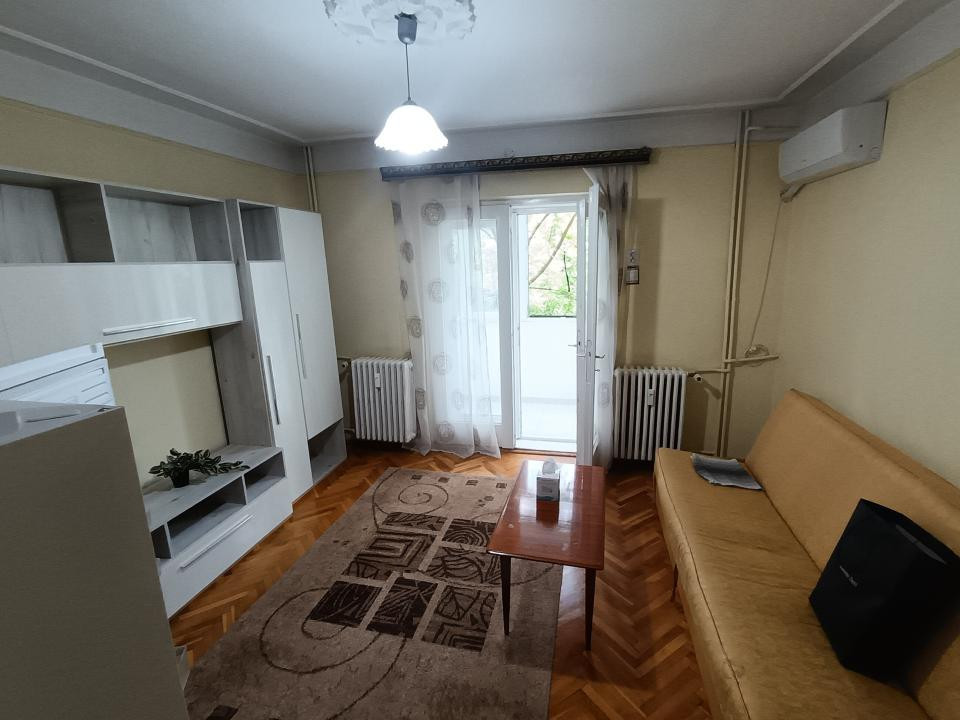 Apartament 2 camere– Ultracentral, langa Mama Mia, etaj intermediar