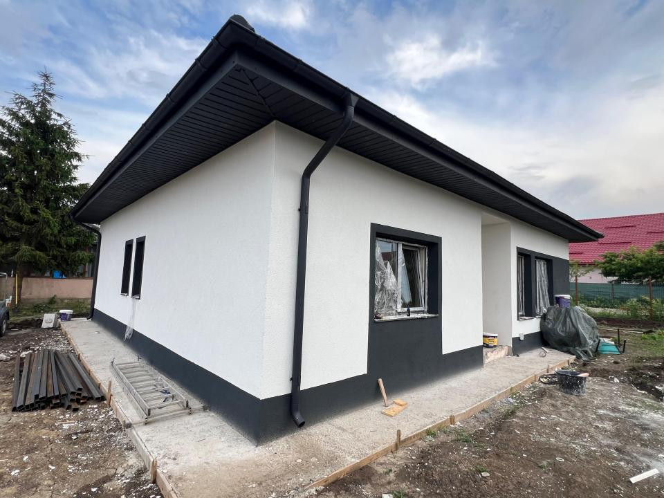 Casa Plan Parter 4 camere Rediu-Horlesti 