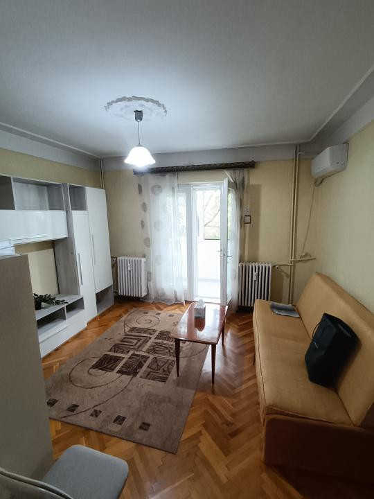 Apartament 2 camere– Ultracentral, langa Mama Mia, etaj intermediar