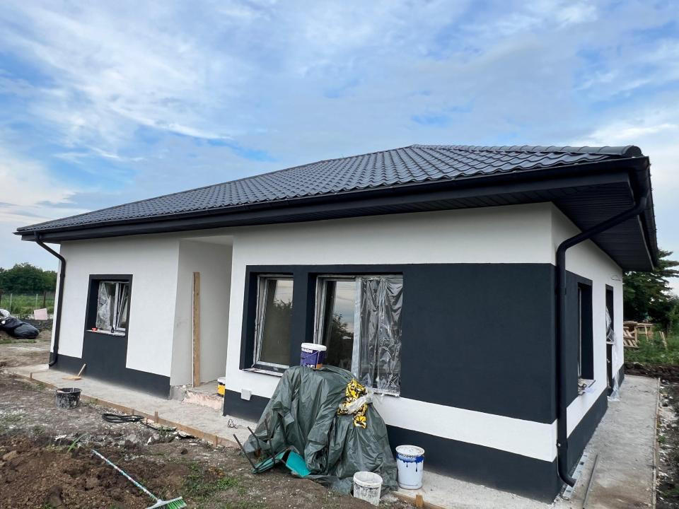 Casa Plan Parter 4 camere Rediu-Horlesti 