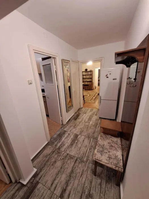 Apartament 3 camere, etaj 1 – Tătărași (Dispecer) – pet friendly