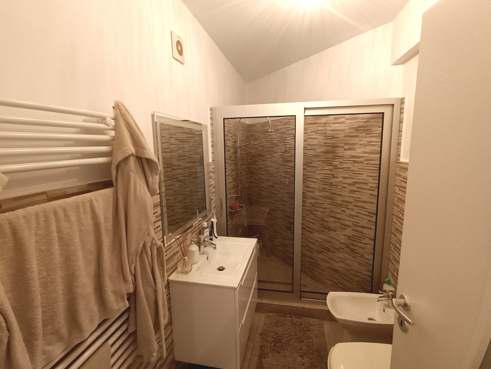 Apt 2 cam. 49.81 m.p. mobilat si utilat