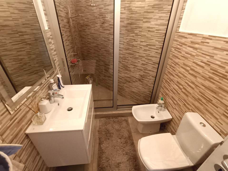 Apt 2 cam. 49.81 m.p. mobilat si utilat