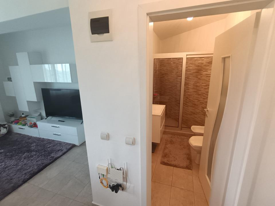 Apt 2 cam. 49.81 m.p. mobilat si utilat