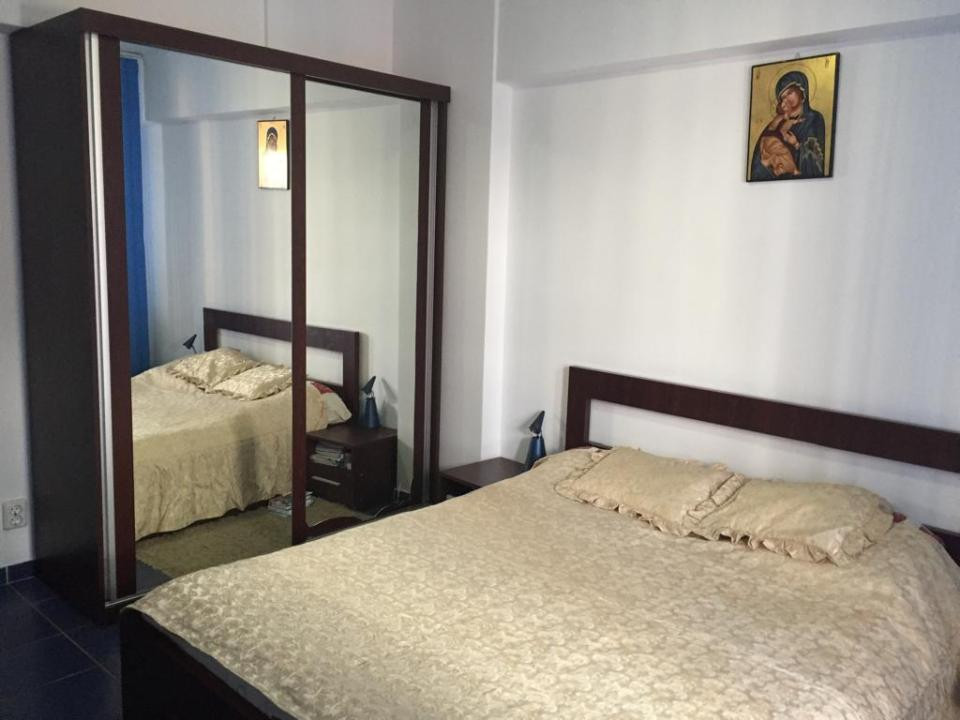 APARTAMENT 3 CAMERE, DECOMANDAT, ETAJ 3, PACURARI , MOARA DE FOC, LIFT