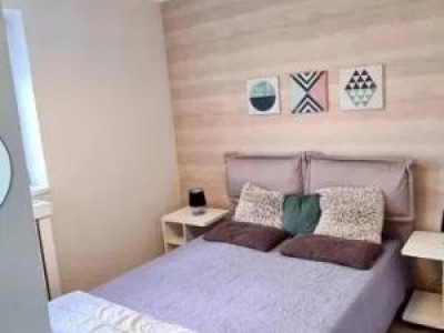 Apartament cu 2 camere decomandat, Podu Ros