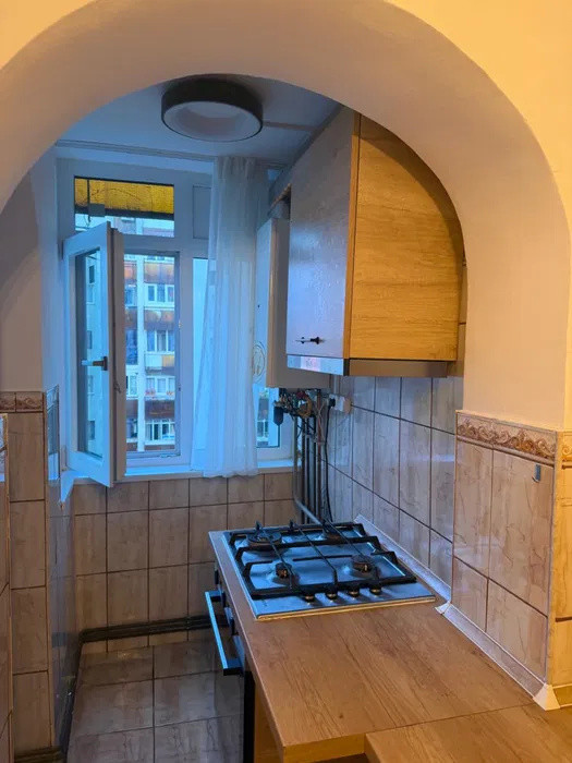 Apartament cu 3 camere decomandat – Ultracentral, Bulevardul Independenței