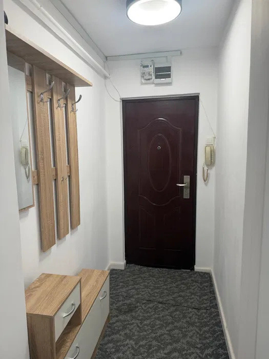 Apartament cu 3 camere decomandat – Ultracentral, Bulevardul Independenței