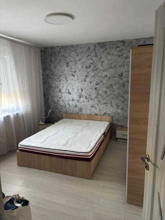 APARTAMENT 3 CAMERE DECOMANDAT ,TATARASI