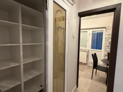Apt cu 3 camere decomandat, etaj 1, complet mobilat și utilat, ultracentral
