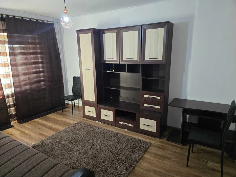 Apartament 3 camere decomandat – Centru-Gara