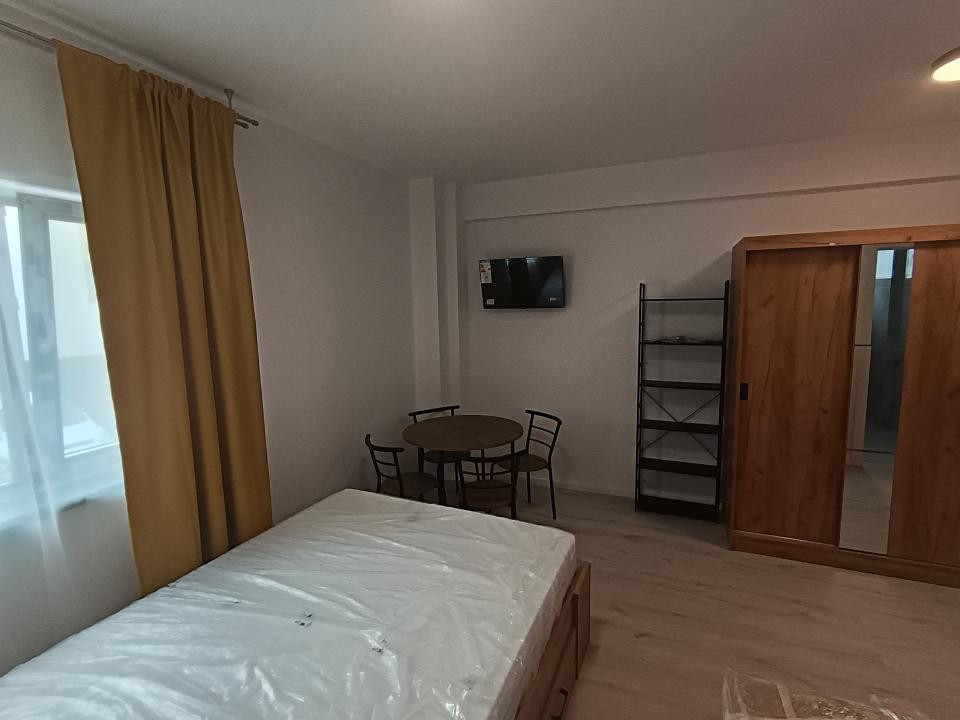 Garsoniera 25 mp, etajul 1 din 3, loc de parcare inclus