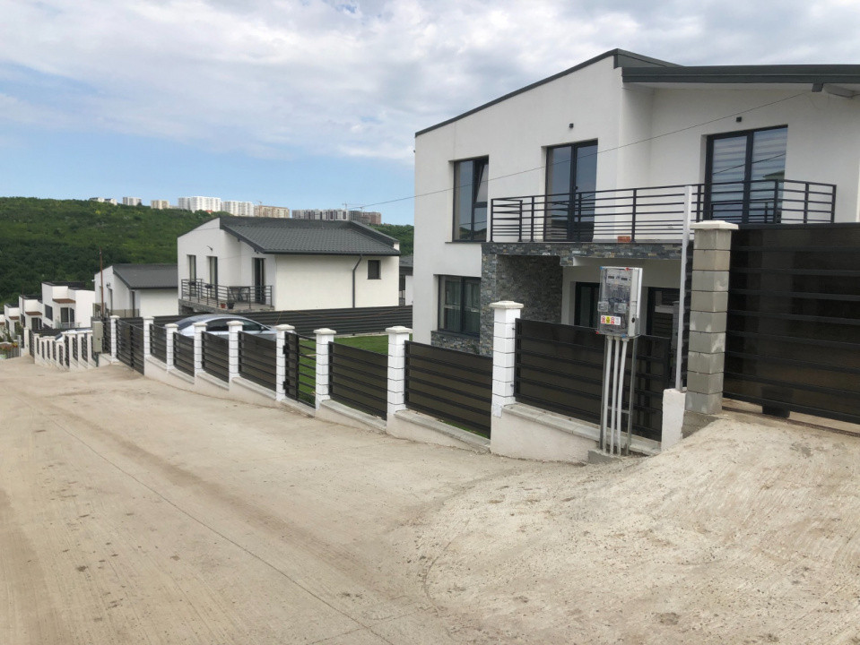 Casă individuală de vânzare în Rediu – complex rezidențial nou