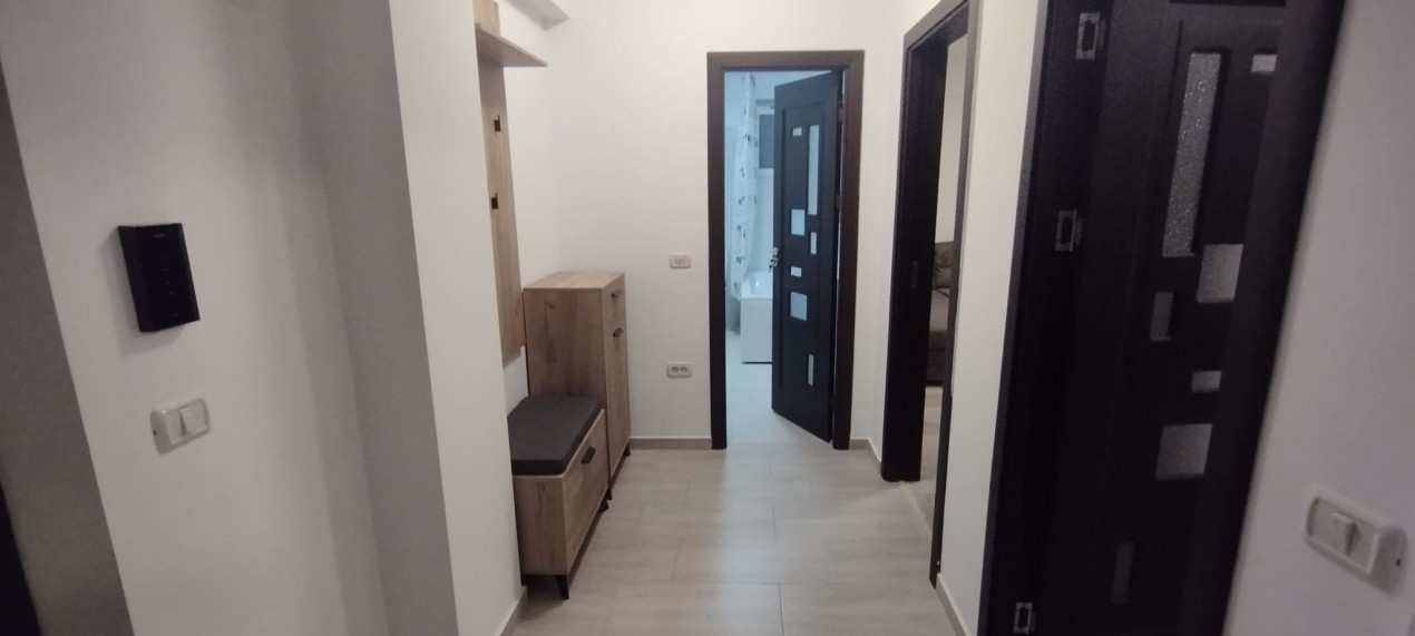 APARTAMENT 2 CAMERE, DECOMANDAT, BLOC NOU , ETAJUL 1, LOC DE PARCARE INCLUS