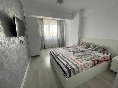 Apartament 3 camere decomandat  zona  Rond Păcurari, parcare inclusa