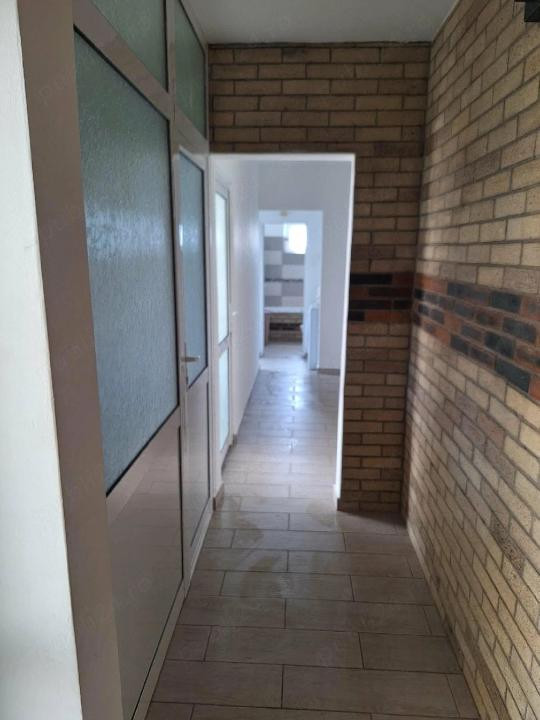 APARTAMENT 3 CAMERE DECOMANDAT, BAZA 3