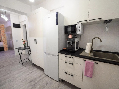 Apartament 2 camere, CUG-Nicolina, parcare inclusa