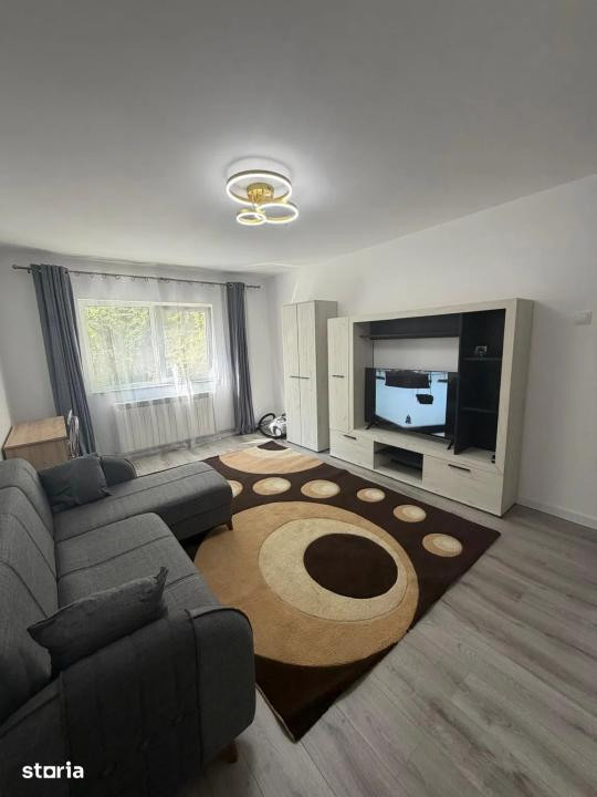 APARTAMENT 2 CAM, MOBILAT, UTILAT, NICOLINA, CLOPOTARI, ETJ.2/4