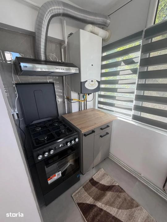 APARTAMENT 2 CAM, MOBILAT, UTILAT, NICOLINA, CLOPOTARI, ETJ.2/4