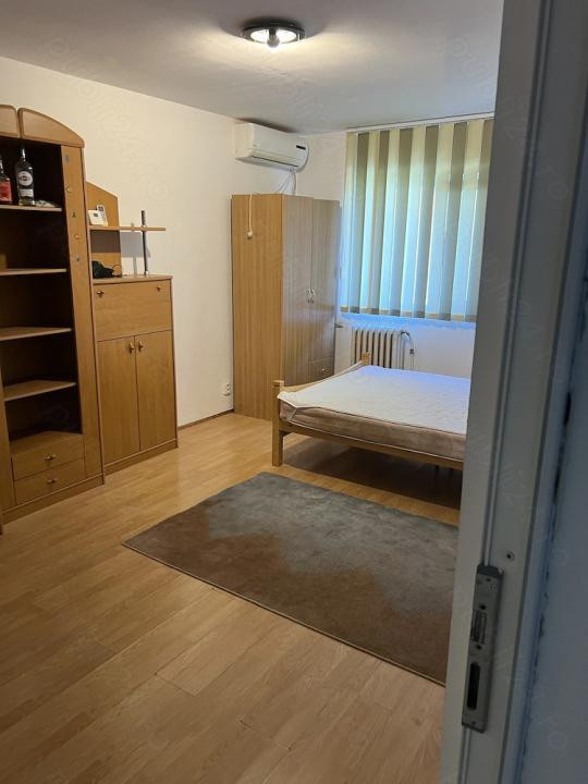 APARTAMANT 3 CAMERE DECOMANDAT,CANTA,70 MP, BLOC NOU, PARCARE INCLUSA
