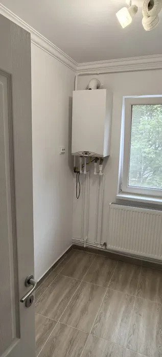 Apartament 2 camere, etaj3/4, renovat, fra risc, Dacia zona Lidl,negociabil