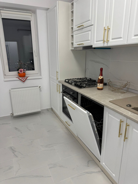 Apartament superb cu 2 camere de închiriat – Unirea Towers, Podu Roș