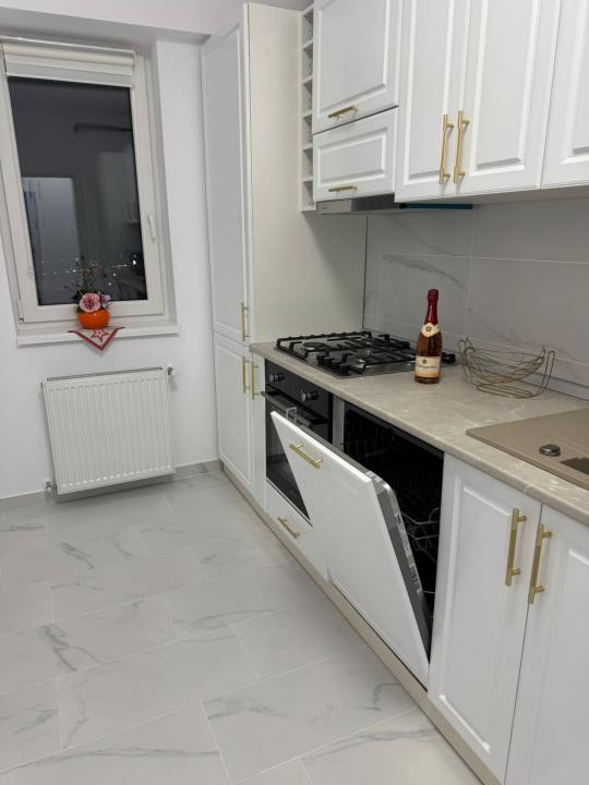 Apartament superb cu 2 camere de închiriat – Unirea Towers, Podul Roș