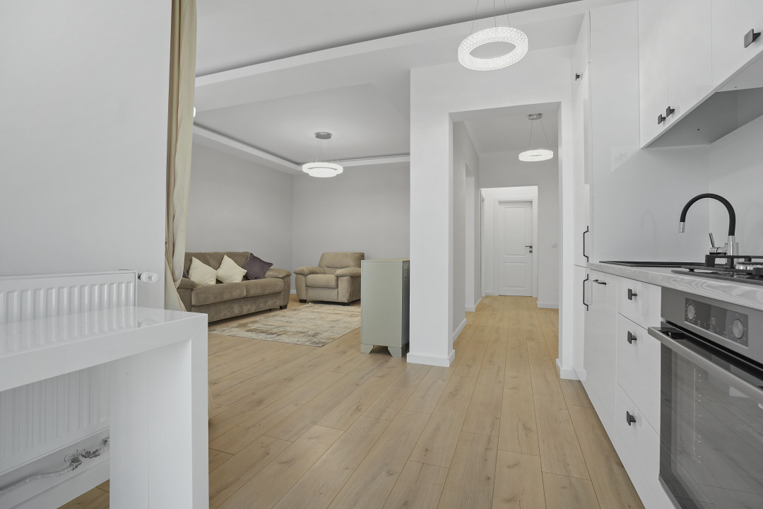 APARTAMENT 3 CAMERE DECOMANDAT MOBILAT, BLOC NOU, LUX