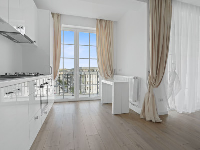 APARTAMENT 3 CAMERE DECOMANDAT MOBILAT, BLOC NOU, LUX