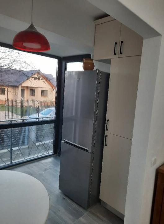 Apartament 3 camere, decomandat,mobilat, bloc nou, intabulat, et.1, Parcare, CUG