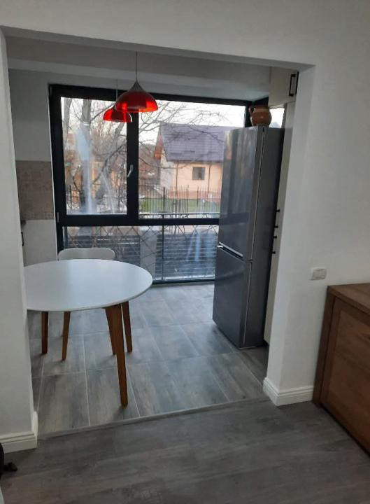 Apartament 3 camere, decomandat,mobilat, bloc nou, intabulat, et.1, Parcare, CUG