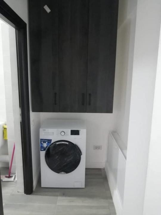 Apartament 3 camere, decomandat,mobilat, bloc nou, intabulat, et.1, Parcare, CUG