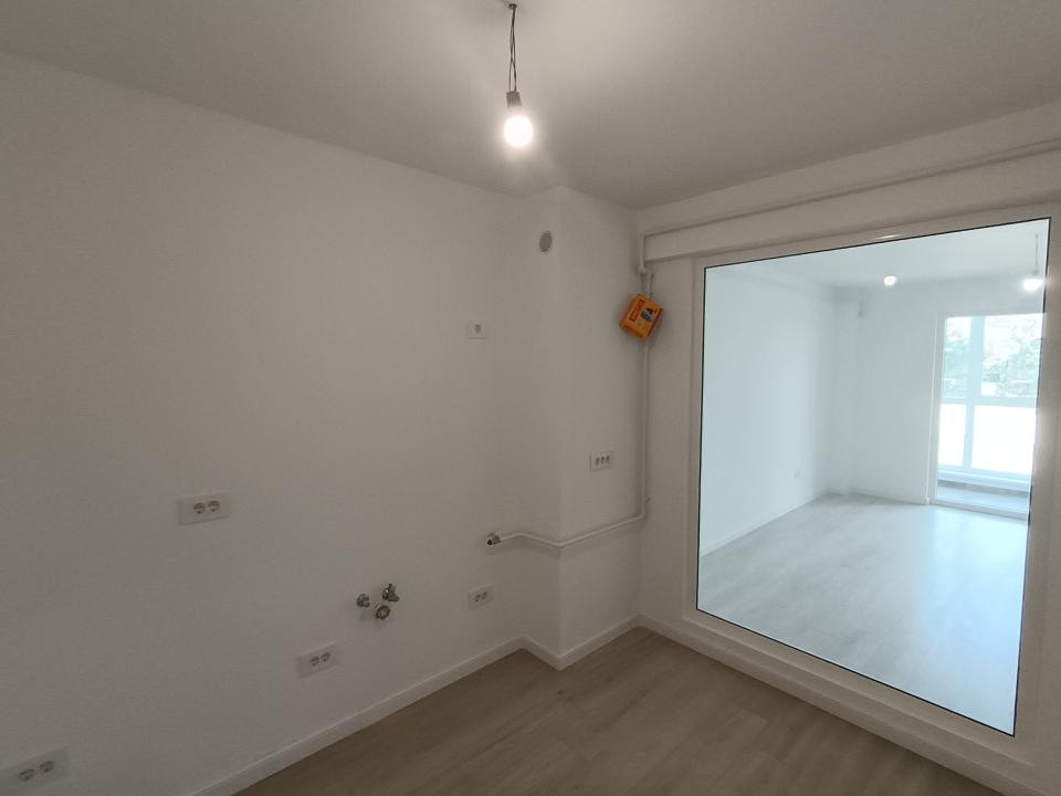 Apt cu 2 camere decomandat , Valea Lupului , intabulat, parcare si TVA inclus