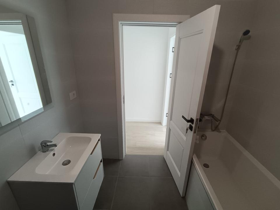 Apt cu 2 camere decomandat , Valea Lupului , intabulat, parcare si TVA inclus
