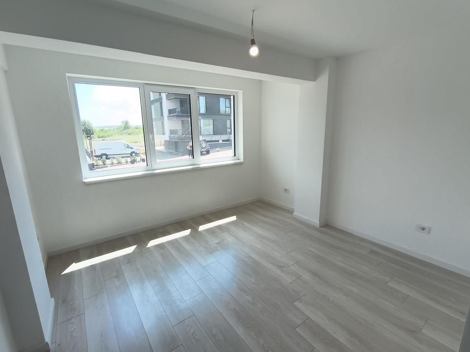 Apt cu 2 camere decomandat , Valea Lupului , intabulat, parcare si TVA inclus