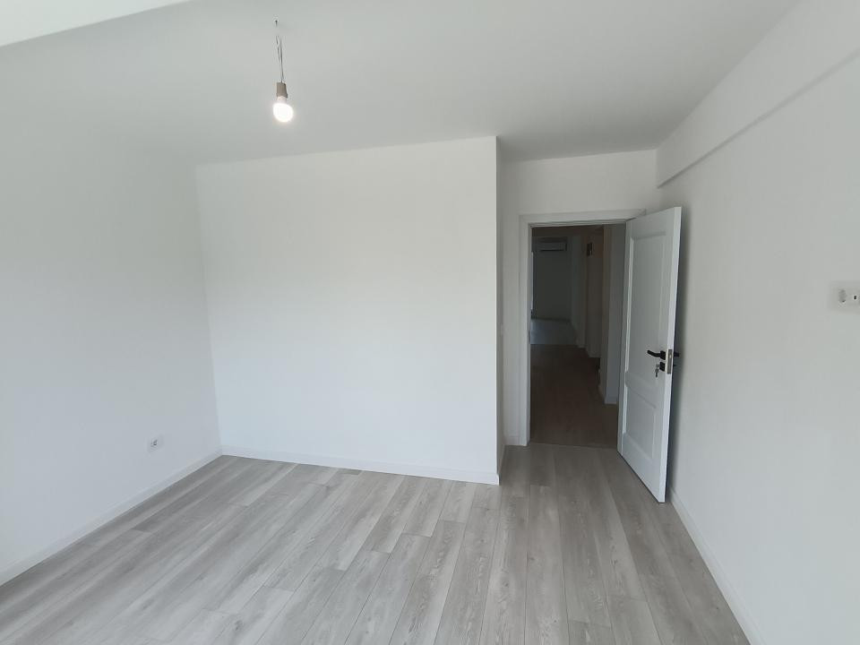 Apt cu 2 camere decomandat , Valea Lupului , intabulat, parcare si TVA inclus