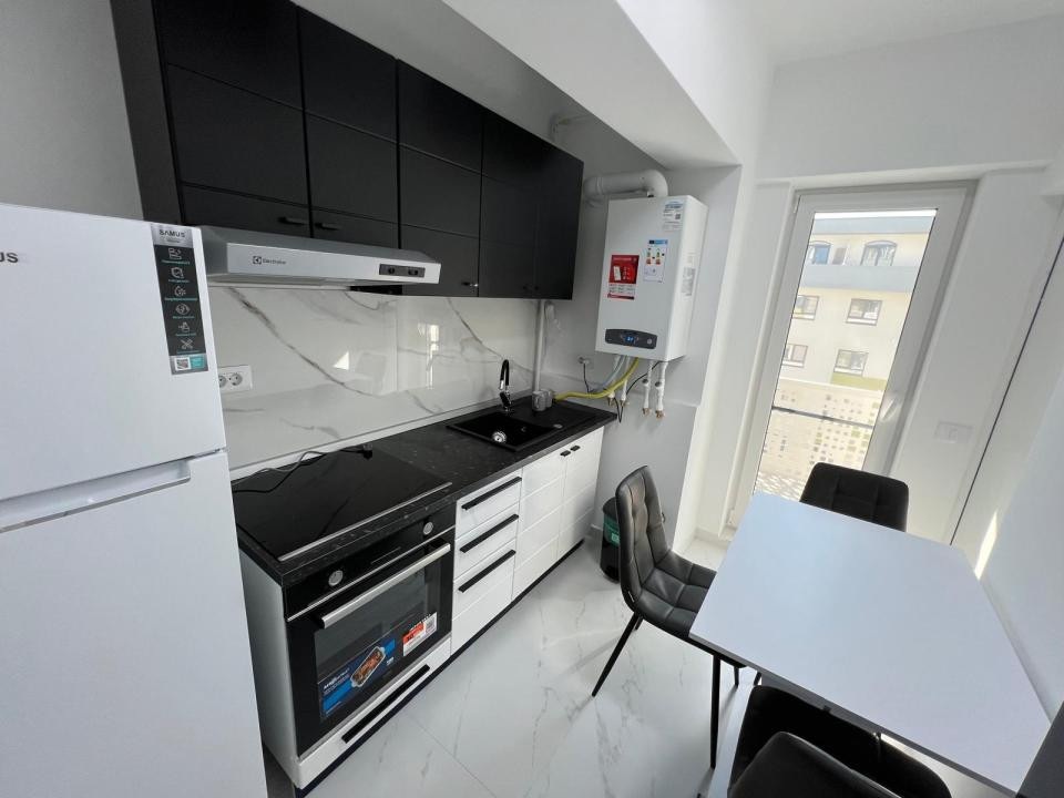 Apartament 2 camere bloc nou Pacurari-Kaufland