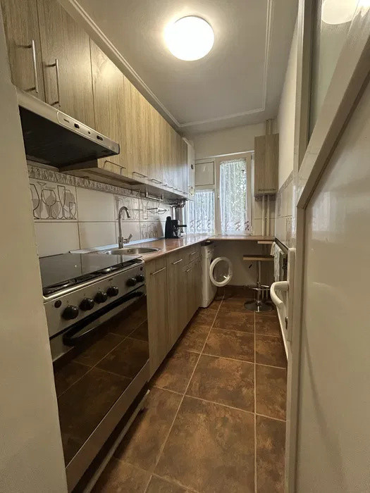 APARTAMENT 3 CAMERE, ETAJ 3/4, MOBILAT SI UTILAT, PRIMA CHIRIE, ROND ZIMBRU