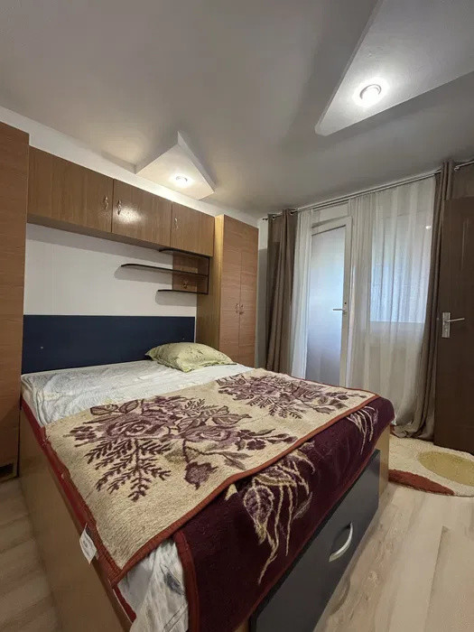 APARTAMENT 3 CAMERE, ETAJ 3/4, MOBILAT SI UTILAT, PRIMA CHIRIE, ROND ZIMBRU