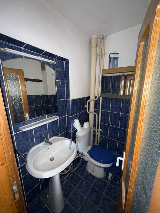 APARTAMENT 3 CAMERE DECOMANDAT  ET 4 DIN 7, SOCOLA, MOBILAT SI UTILAT