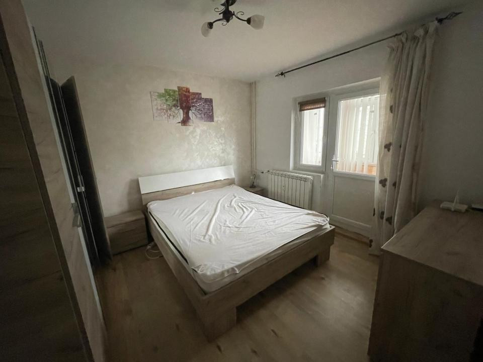 Apartament cu 2 camere decomandat, 55 mp, etaj 1 – zona Canta