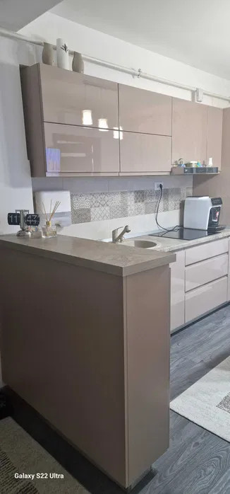 Apartament 3 camere bloc nou mobilat-utilat Pacurari-Alpha Bank