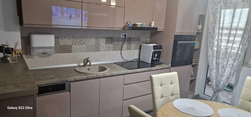 Apartament 3 camere bloc nou mobilat-utilat Pacurari-Alpha Bank