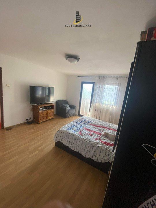 Apartament 2 camere decomandat Arcu boxa loc parcare 