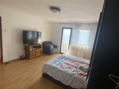 Apartament 2 camere decomandat Arcu boxa loc parcare 